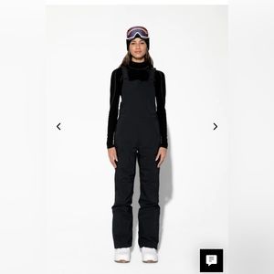 Halfdays women’s snowboard ski bibs. Size small. Black.